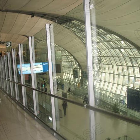 泰國(guó)機(jī)場(chǎng)玻璃護(hù)欄工程